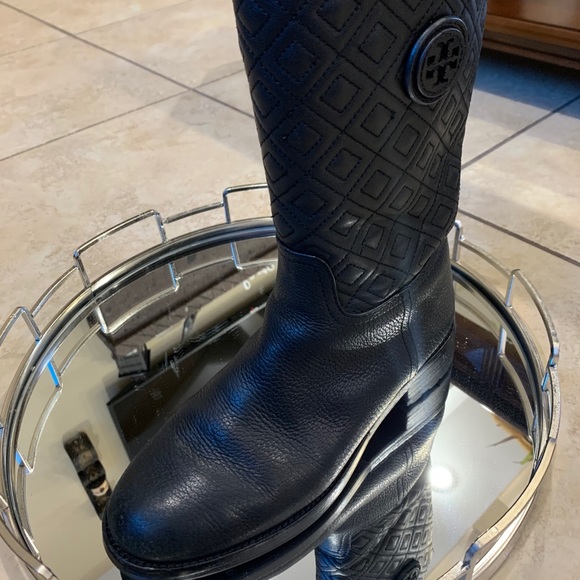 Tory Burch boots - Picture 4 of 11